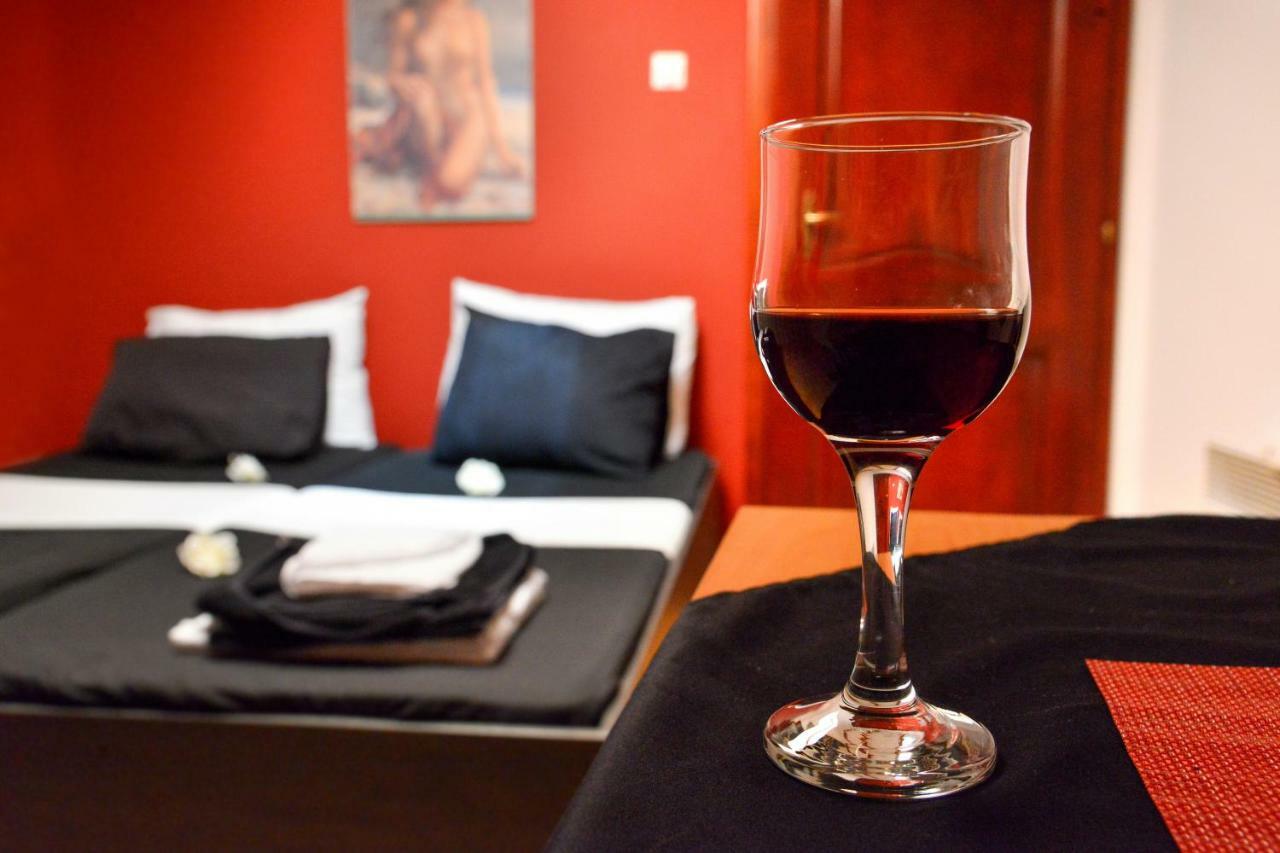 Tomas Apartments Скопье Экстерьер фото