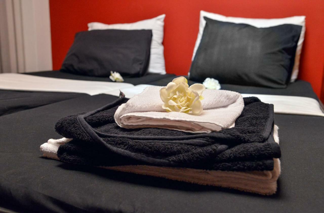 Tomas Apartments Скопье Экстерьер фото