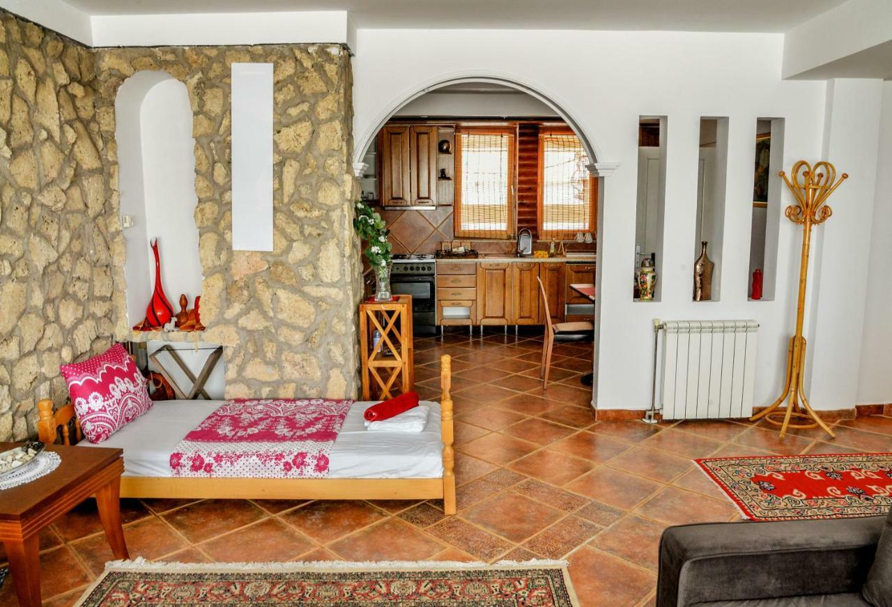 Tomas Apartments Скопье Экстерьер фото